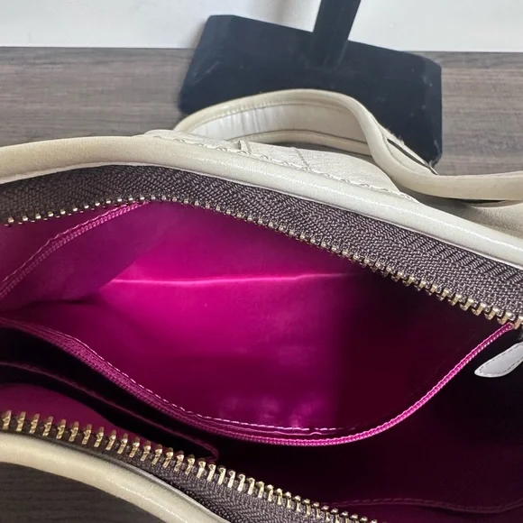 Coach Leather Shoulder Bag and wallet - Picture 15 of 16